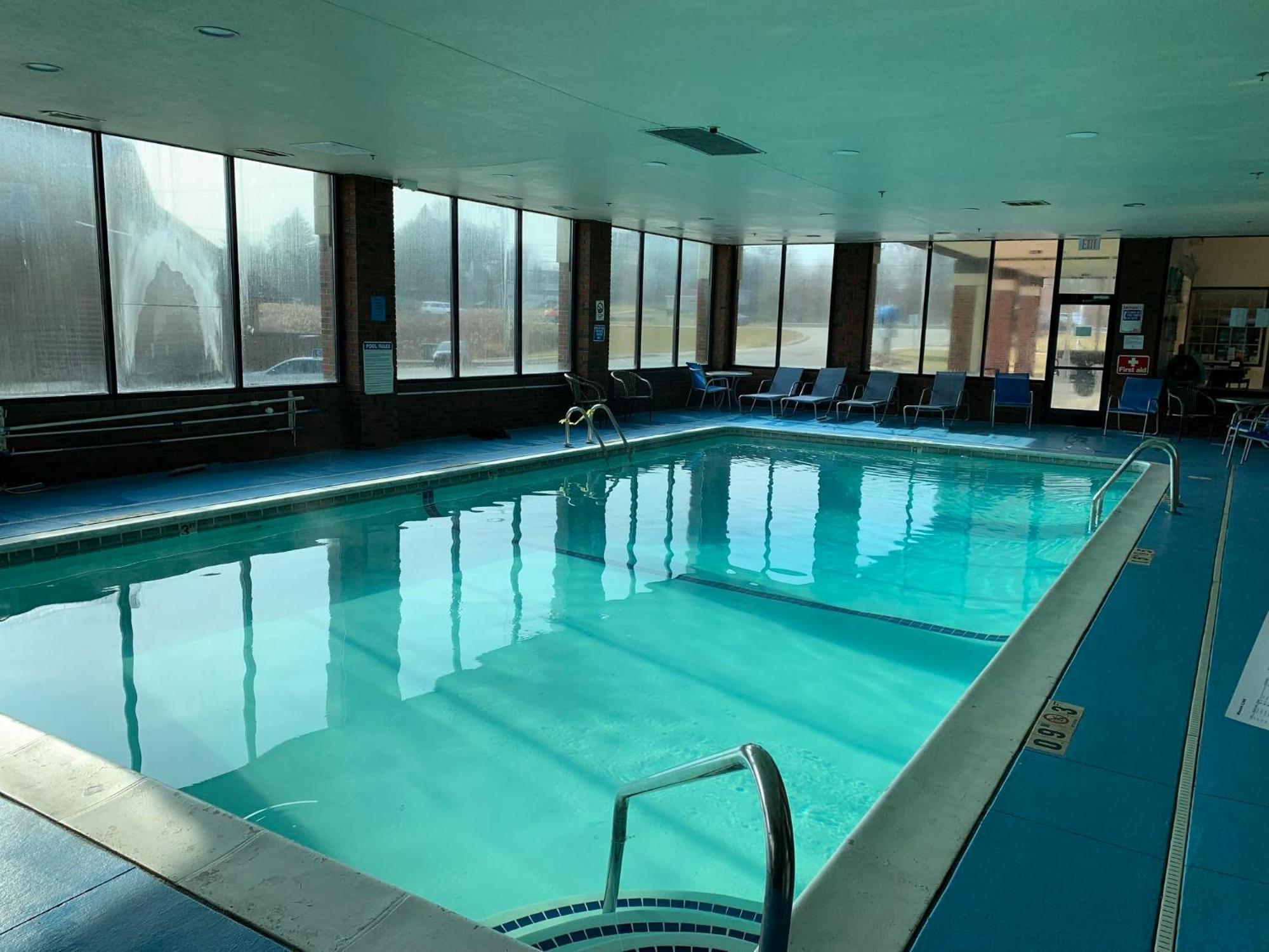 Red Roof Inn & Suites Lake Orion / Auburn Hills Eksteriør bilde